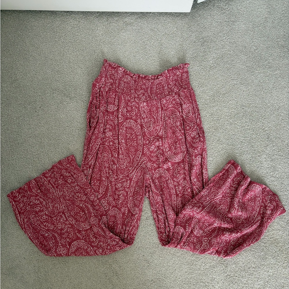 LA MIEL Pink Paisley Top